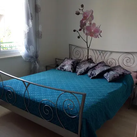 Livaja Apartment *