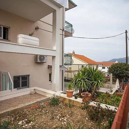 Apartment Livaja Apartment Trogir