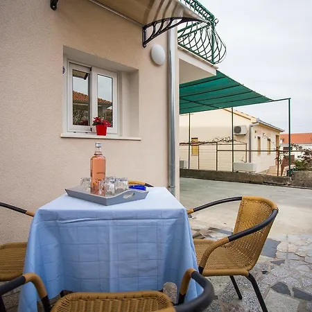 Livaja Apartment Apartment Trogir